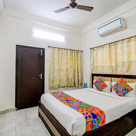 Hotel Fabexpress Moon Residency Calcutta  Esterno foto